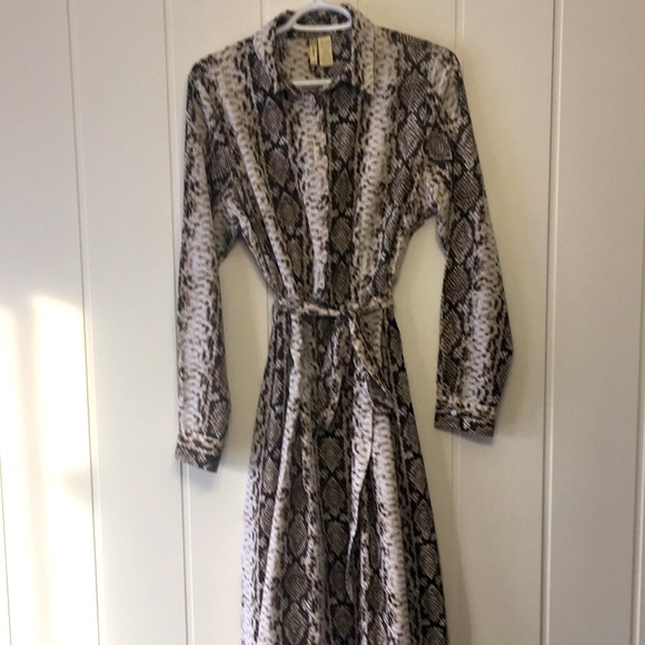 Ladies maxi ,long sleeve,snake print dress by Japna  large - Picture 1 of 14